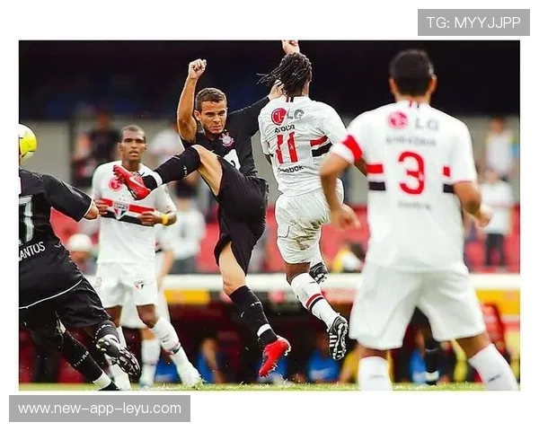 弗拉门戈防线保持高度集中